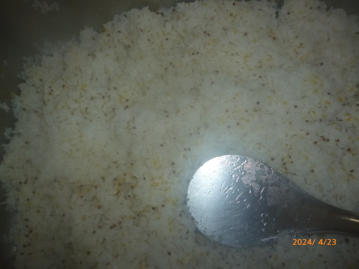 紅藜小米飯