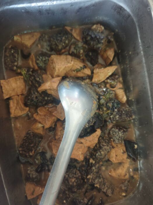 沙茶米血佐油腐