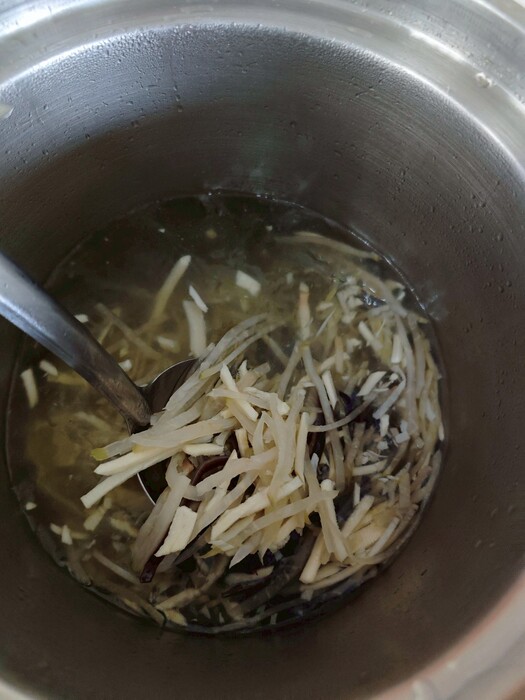 榨菜鮮筍湯圖片