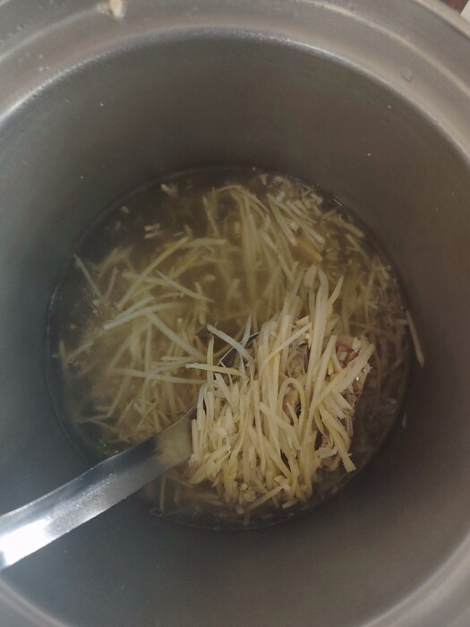 鮮筍大骨湯