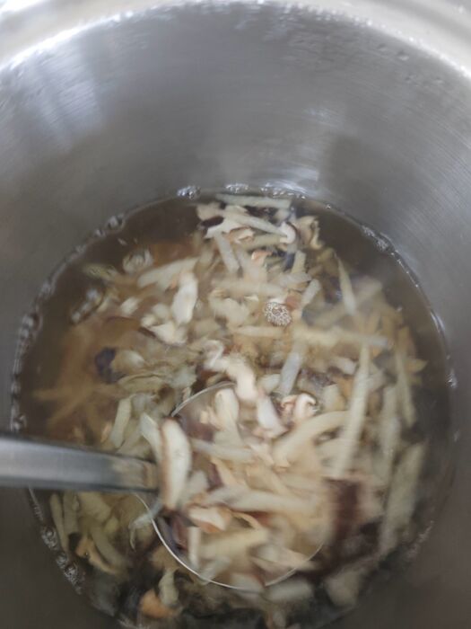 結菜鮮菇湯