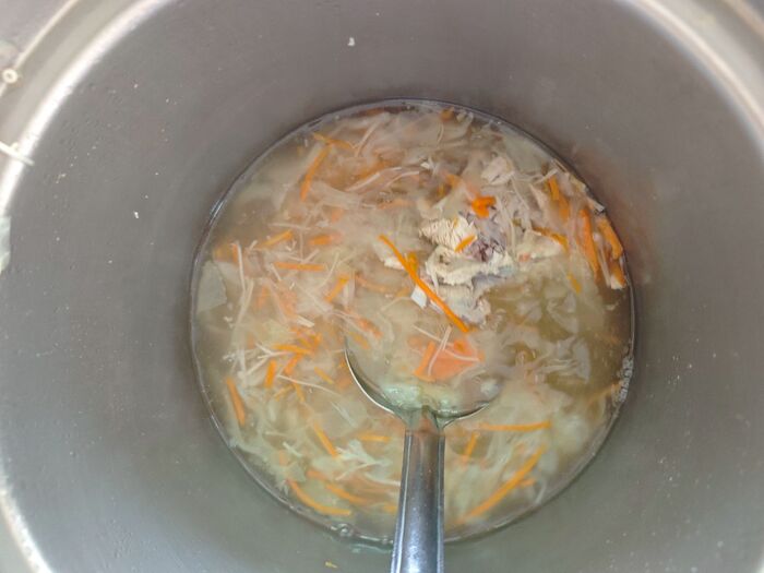 針菇雞湯