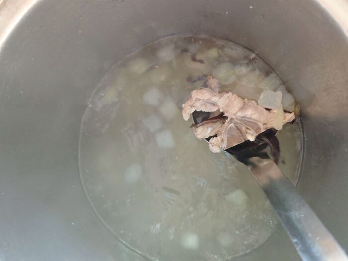 鮮瓜排骨湯