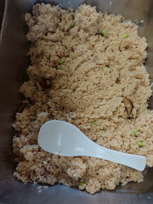 香菇芋頭炊飯圖片